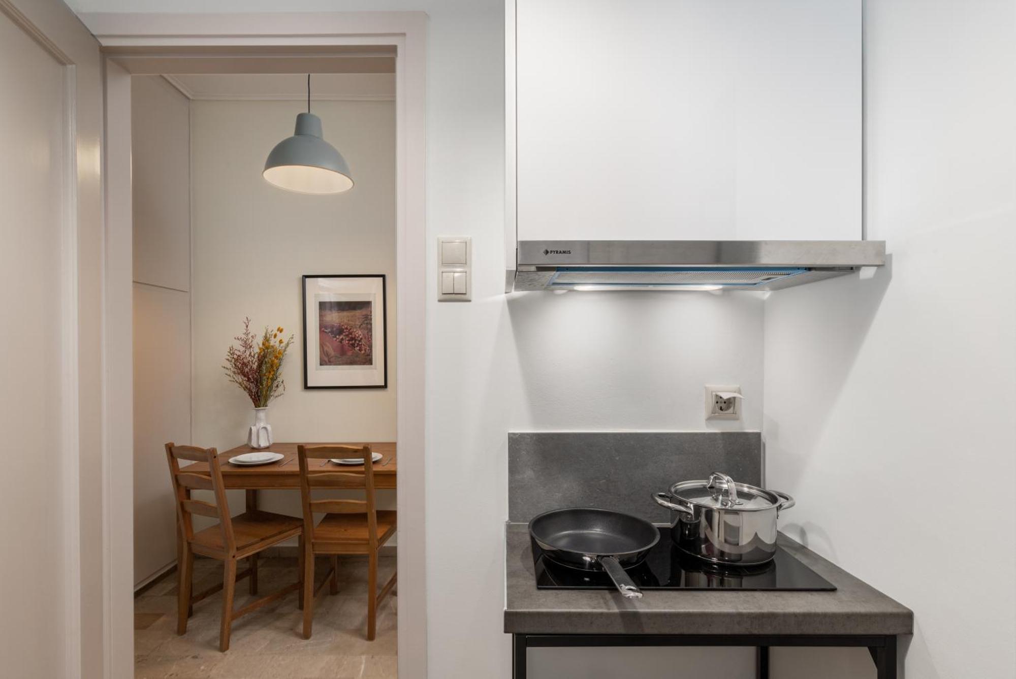Homely In Neapoli, Exarcheia